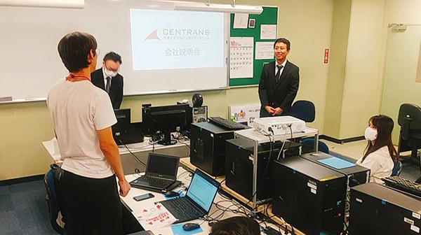 卒業生によるキャリア座談会